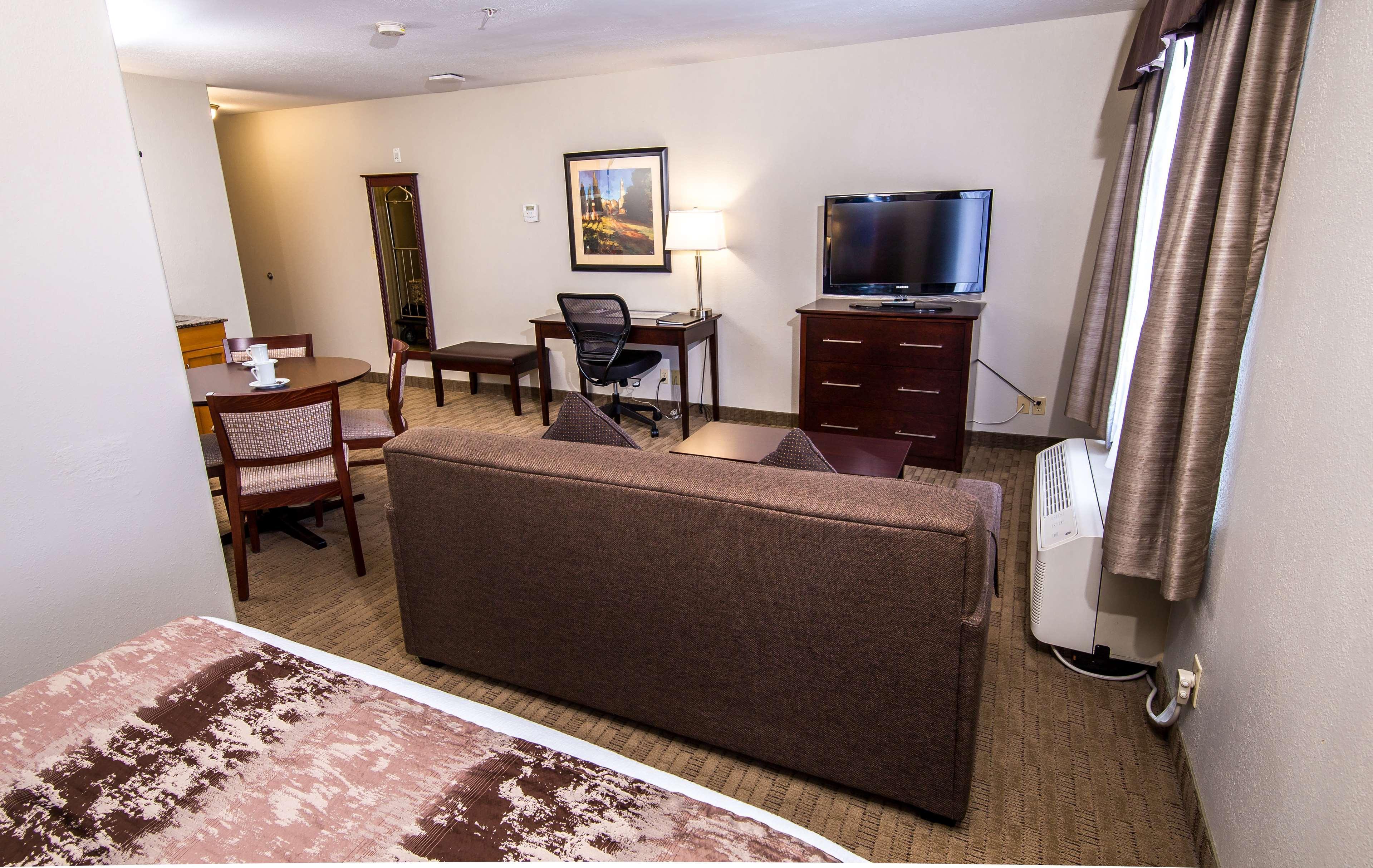 Best Western Plus Pembina Inn & Suites Winnipeg Buitenkant foto