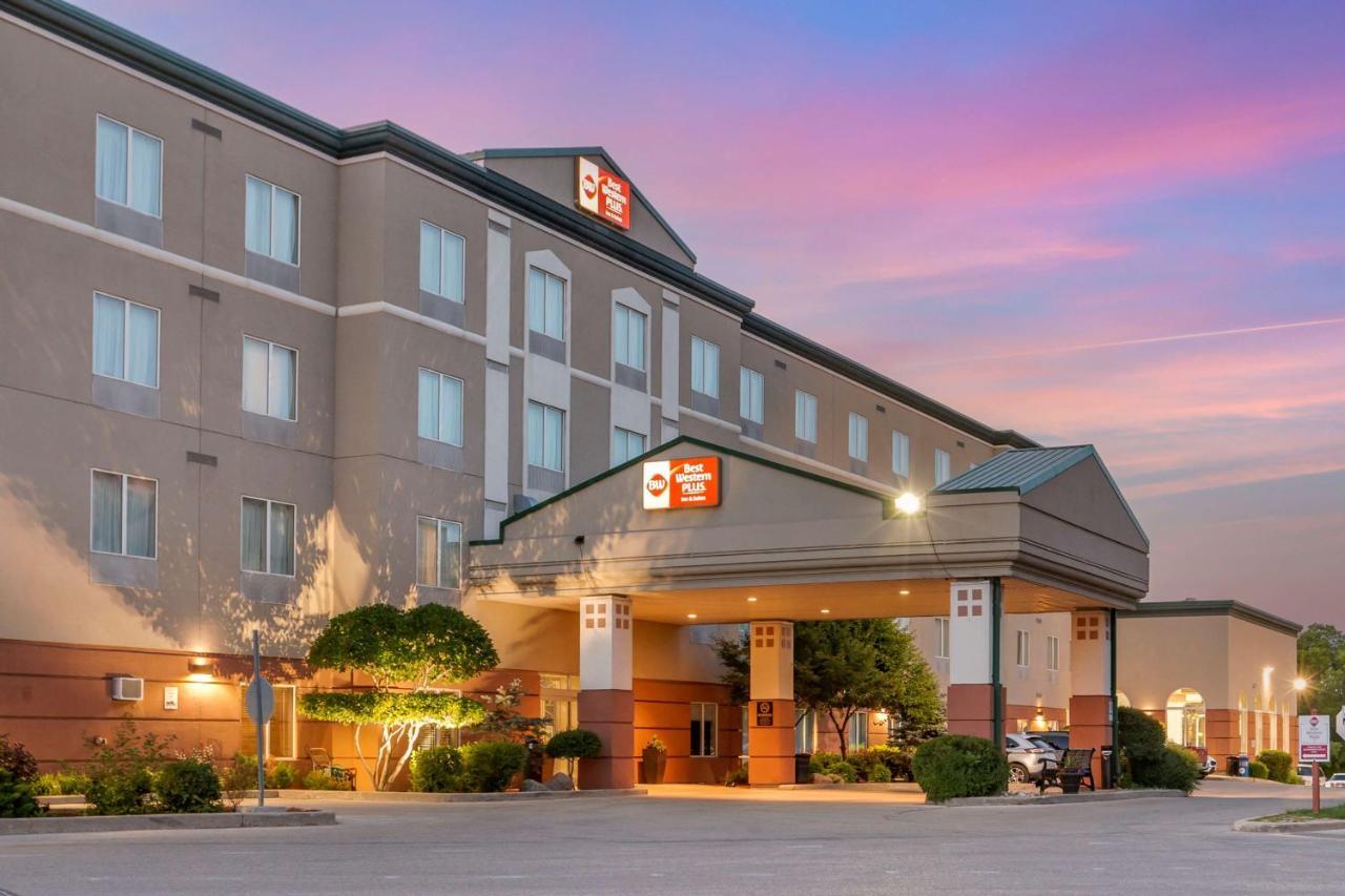 Best Western Plus Pembina Inn & Suites Winnipeg Buitenkant foto