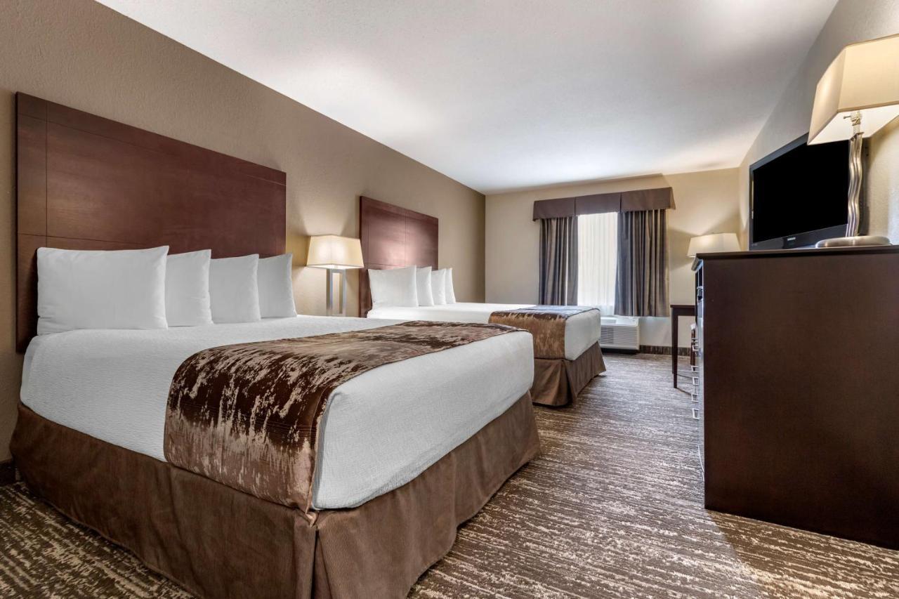 Best Western Plus Pembina Inn & Suites Winnipeg Buitenkant foto