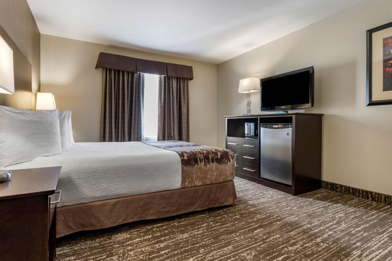 Best Western Plus Pembina Inn & Suites Winnipeg Buitenkant foto