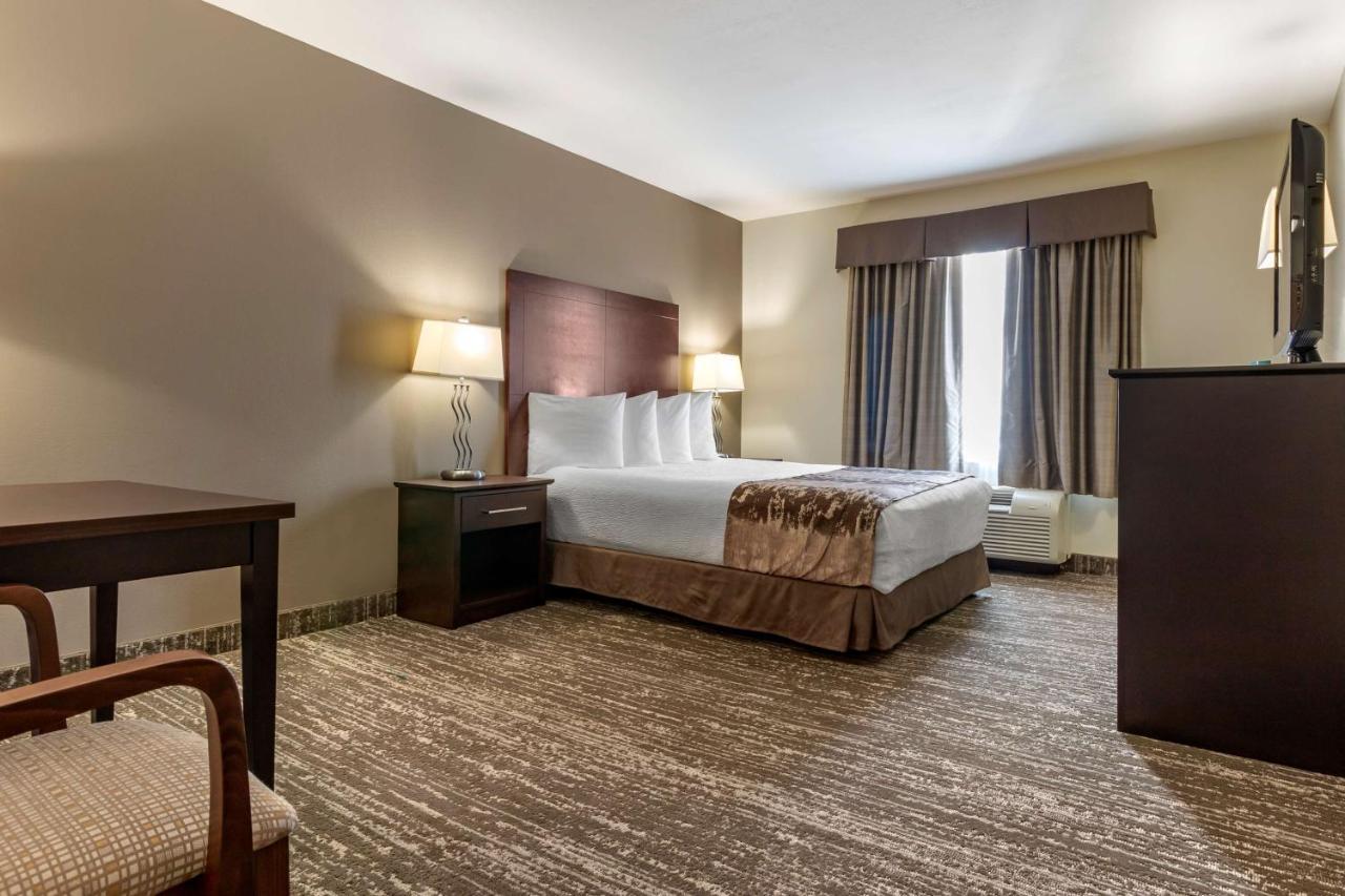Best Western Plus Pembina Inn & Suites Winnipeg Buitenkant foto