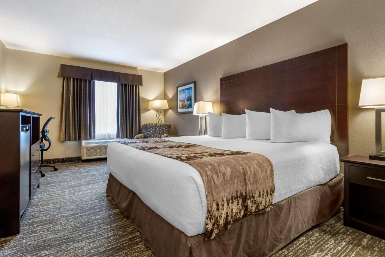 Best Western Plus Pembina Inn & Suites Winnipeg Buitenkant foto