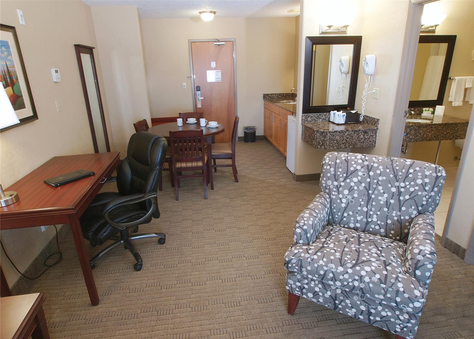 Best Western Plus Pembina Inn & Suites Winnipeg Buitenkant foto